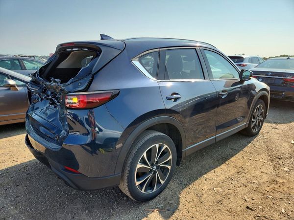 2023 MAZDA CX-5 Premium Package