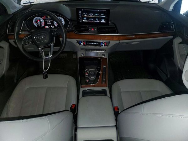 2022 AUDI Q5