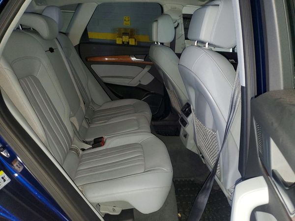 2022 AUDI Q5