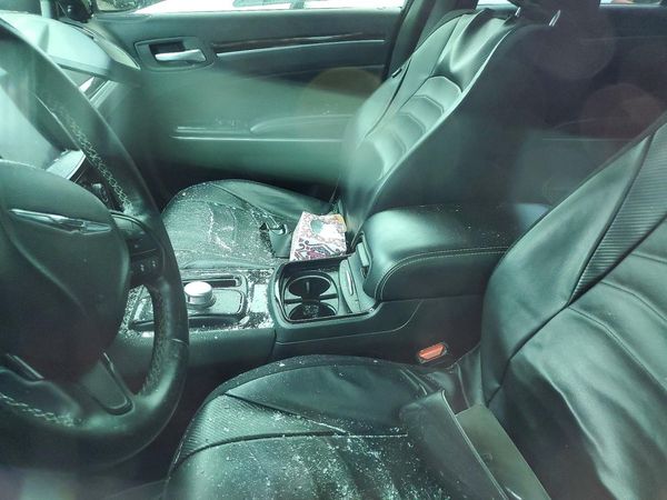 2019 CHRYSLER 300 300S — DENT