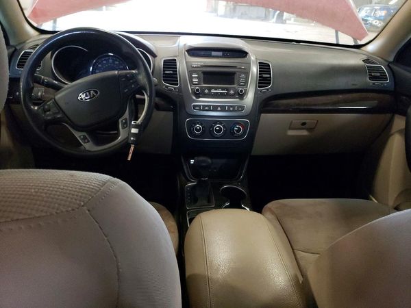 2015 KIA SORENTO GL