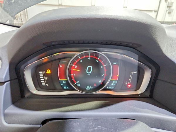 2014 VOLVO XC70