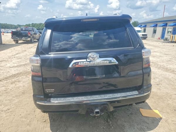 2018 TOYOTA 4RUNNER Ltd/SR5/SR5 Premium