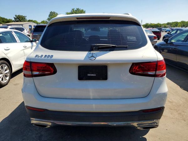 2017 MERCEDES-BENZ GLC GLC300