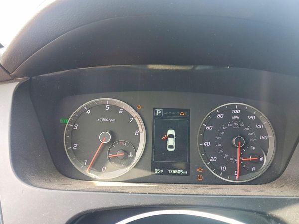 2015 HYUNDAI SONATA