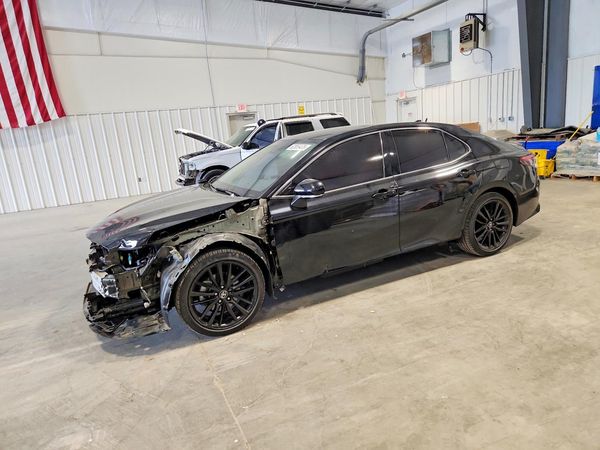 2022 TOYOTA CAMRY
