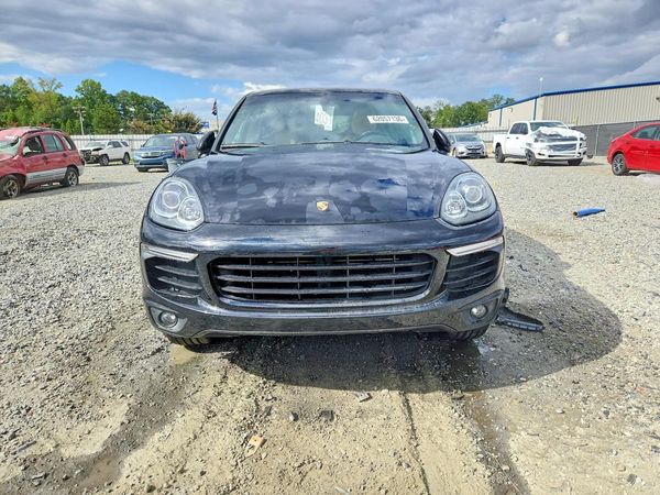 2018 PORSCHE CAYENNE Base / Platinum Edition