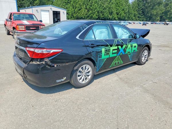 2015 TOYOTA CAMRY
