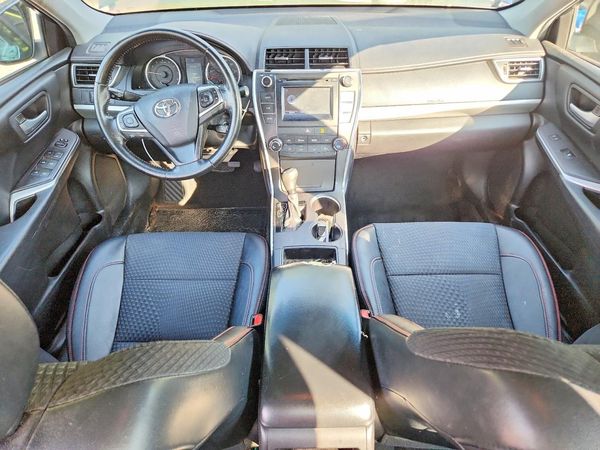 2015 TOYOTA CAMRY