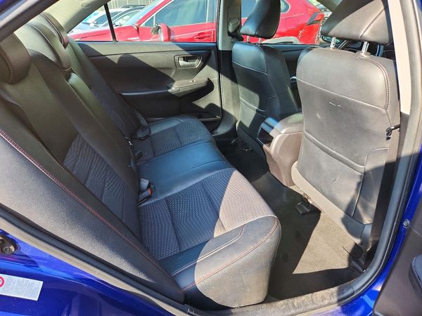 2015 TOYOTA CAMRY