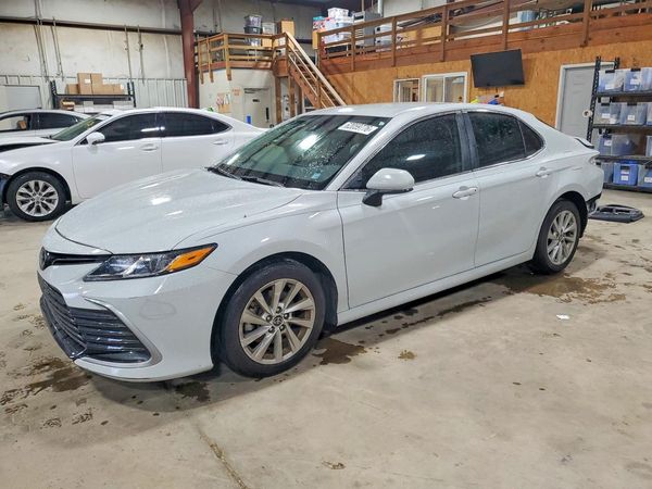 2023 TOYOTA CAMRY