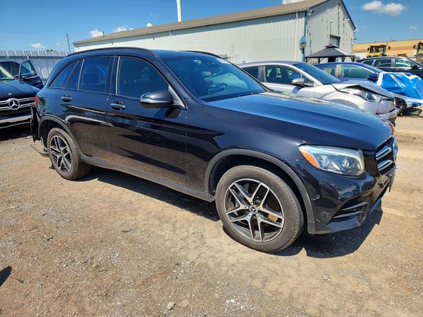 2019 MERCEDES-BENZ GLC GLC 300-4M