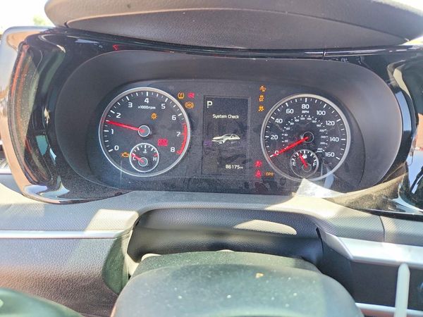 2021 KIA K5 GT-Line