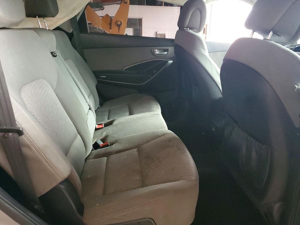 2015 HYUNDAI SANTA FE GL