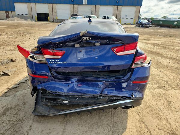 2019 KIA OPTIMA LX, S
