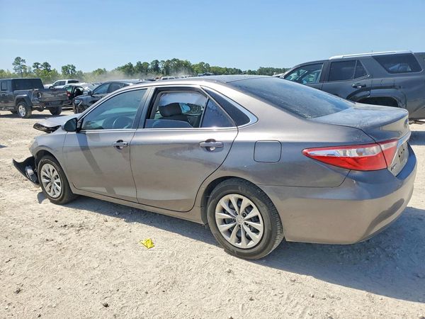 2015 TOYOTA CAMRY