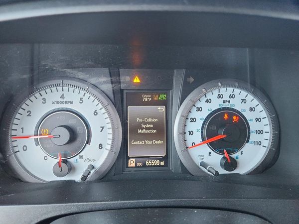 2019 TOYOTA SIENNA SE/SE Premium