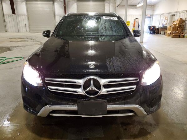 2019 MERCEDES-BENZ GLC GLC 300-4M
