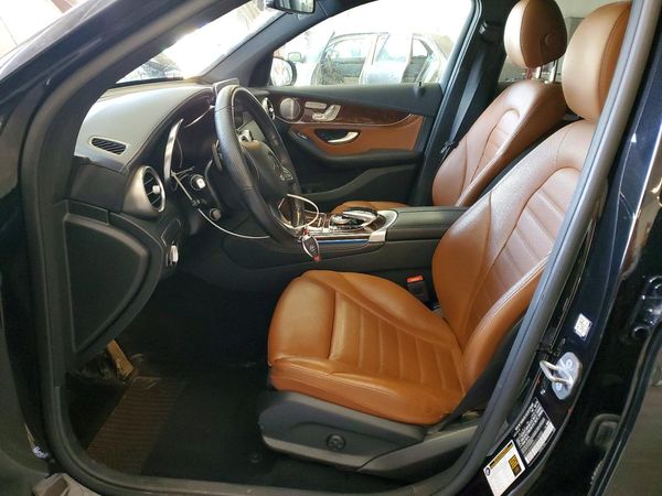 2019 MERCEDES-BENZ GLC GLC 300-4M
