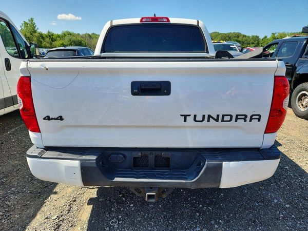 2021 TOYOTA TUNDRA SR5 grade