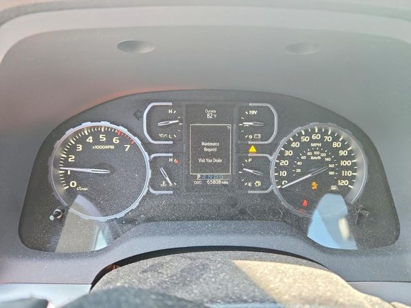 2021 TOYOTA TUNDRA SR5 grade