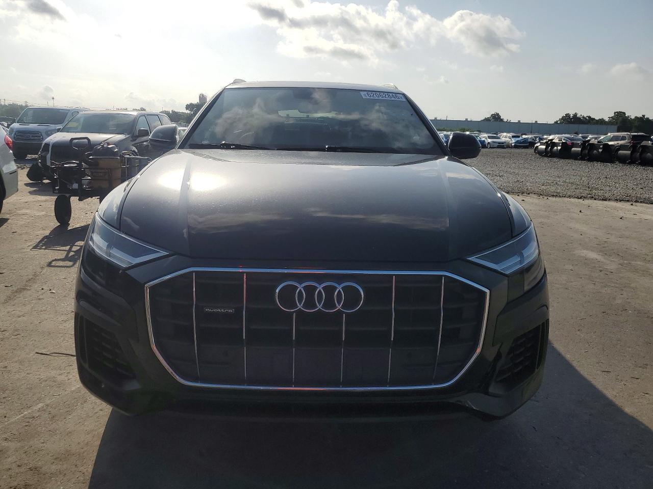 2019 AUDI Q8 Premium