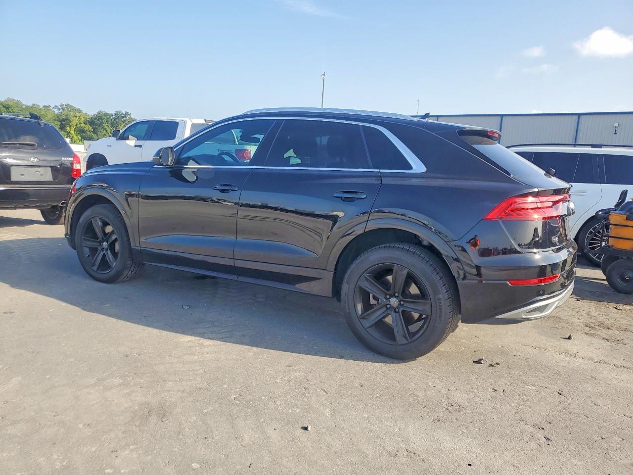 2019 AUDI Q8 Premium