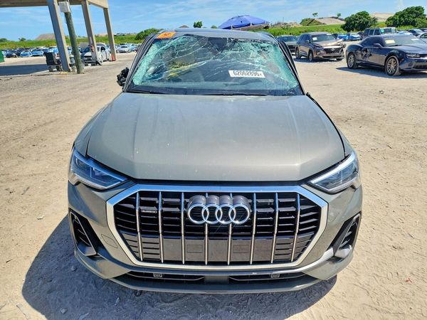 2025 AUDI Q3