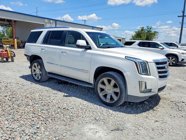 2018 CADILLAC ESCALADE Luxury