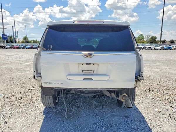 2018 CADILLAC ESCALADE Luxury