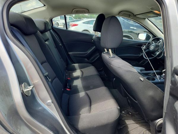 2014 MAZDA 3