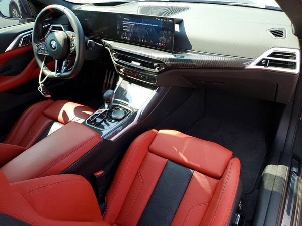 2025 BMW M4