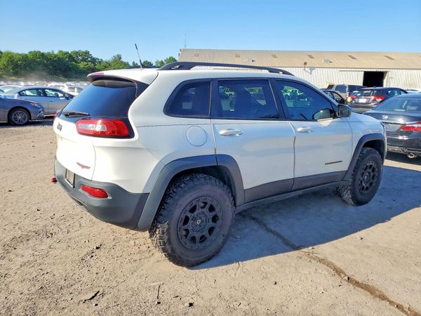 2016 JEEP CHEROKEE