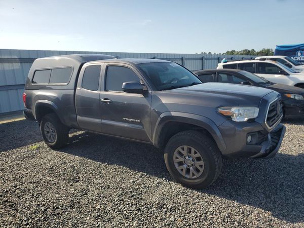 2019 TOYOTA TACOMA SR5