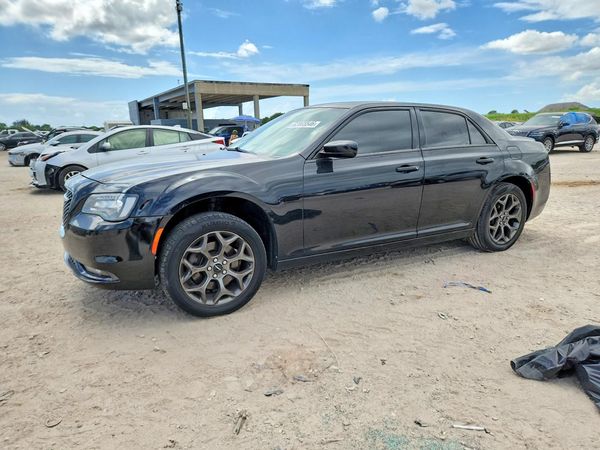 2018 CHRYSLER 300