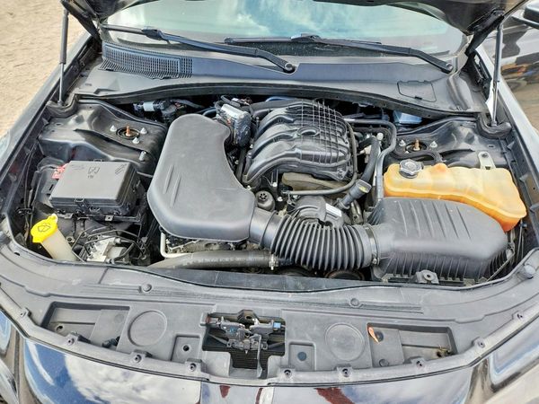 2018 CHRYSLER 300