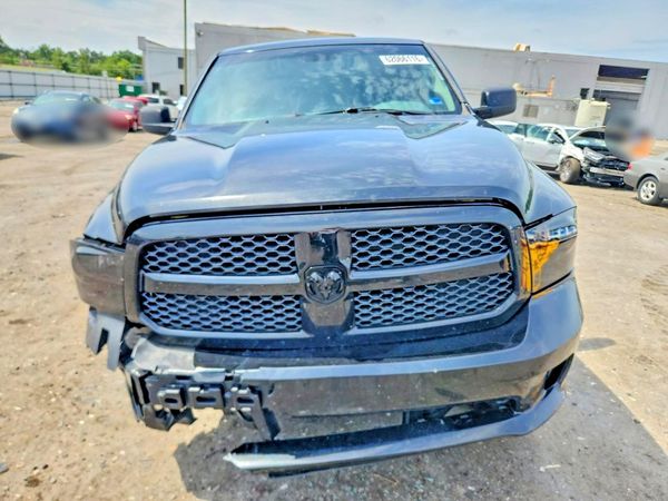 2017 RAM 1500 ST