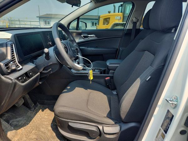 2023 KIA SPORTAGE LX
