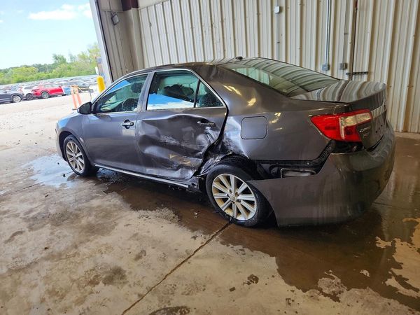 2012 TOYOTA CAMRY