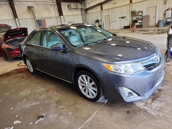 2012 TOYOTA CAMRY