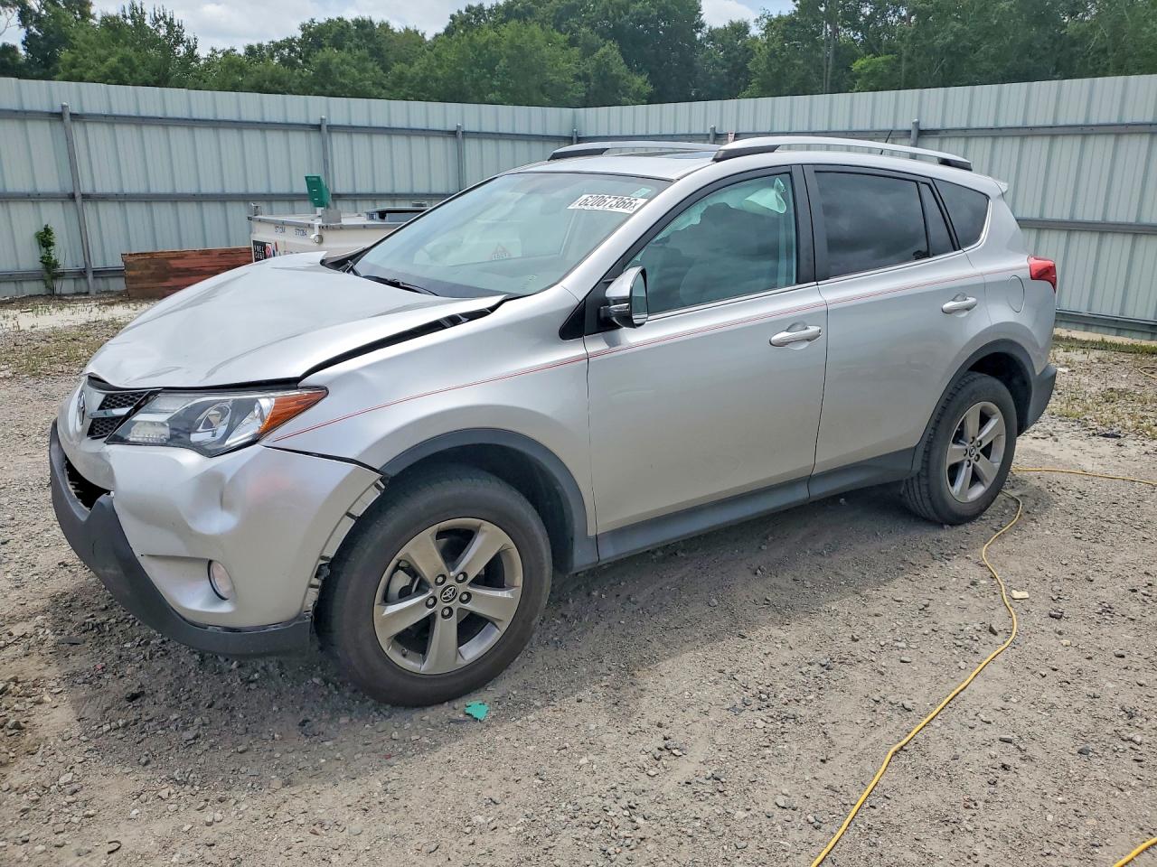 2015 TOYOTA RAV4