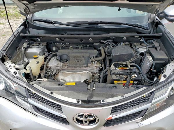 2015 TOYOTA RAV4