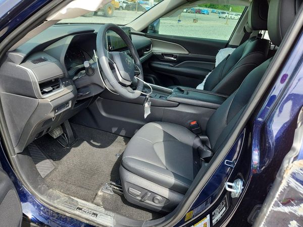 2026 TOYOTA GRAND HIGHLANDER