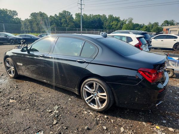 2015 BMW 740 xDrive