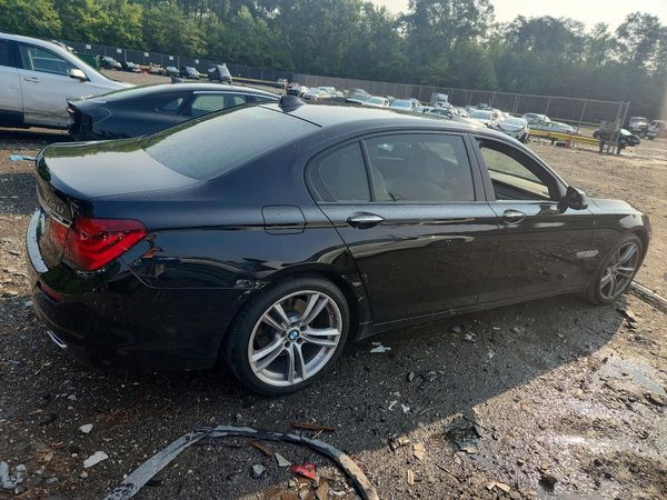 2015 BMW 740 xDrive
