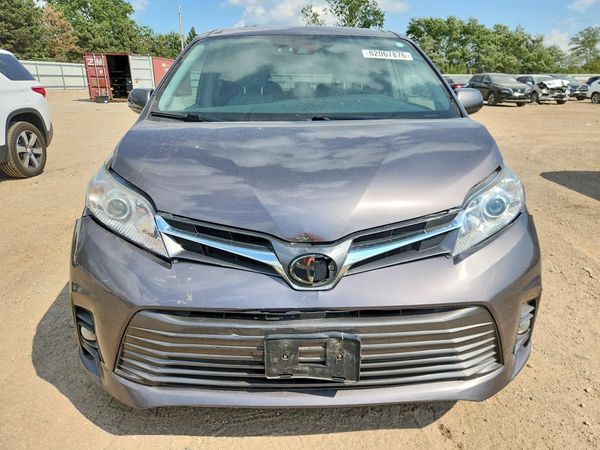 2019 TOYOTA SIENNA