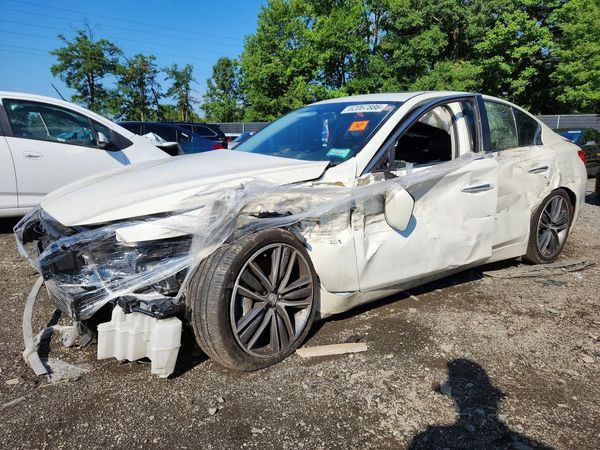 2017 INFINITI Q50 — Front 3/4