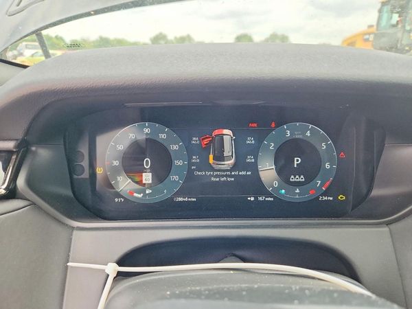 2024 LAND ROVER RANGE ROVER VELAR P400 Dynamic SE