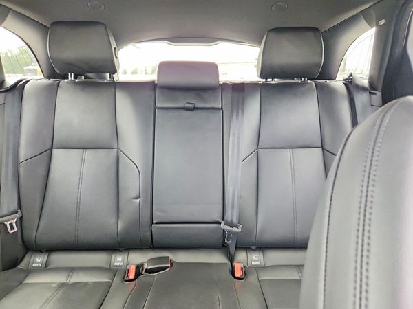 2024 LAND ROVER RANGE ROVER VELAR P400 Dynamic SE