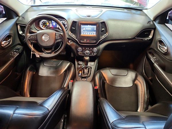 2019 JEEP CHEROKEE LATITUDE PLUS 4X4